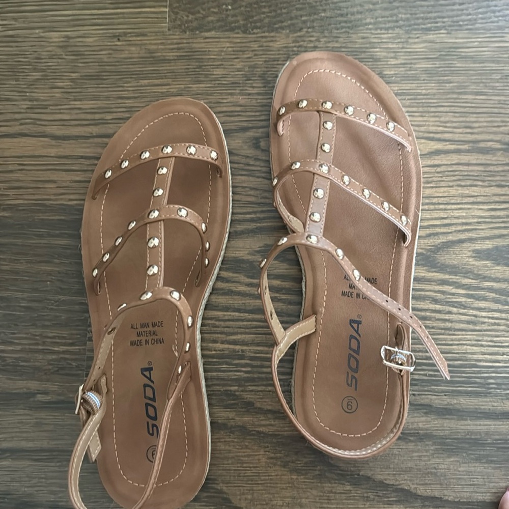 New in box women’s Soda sandals, never worn